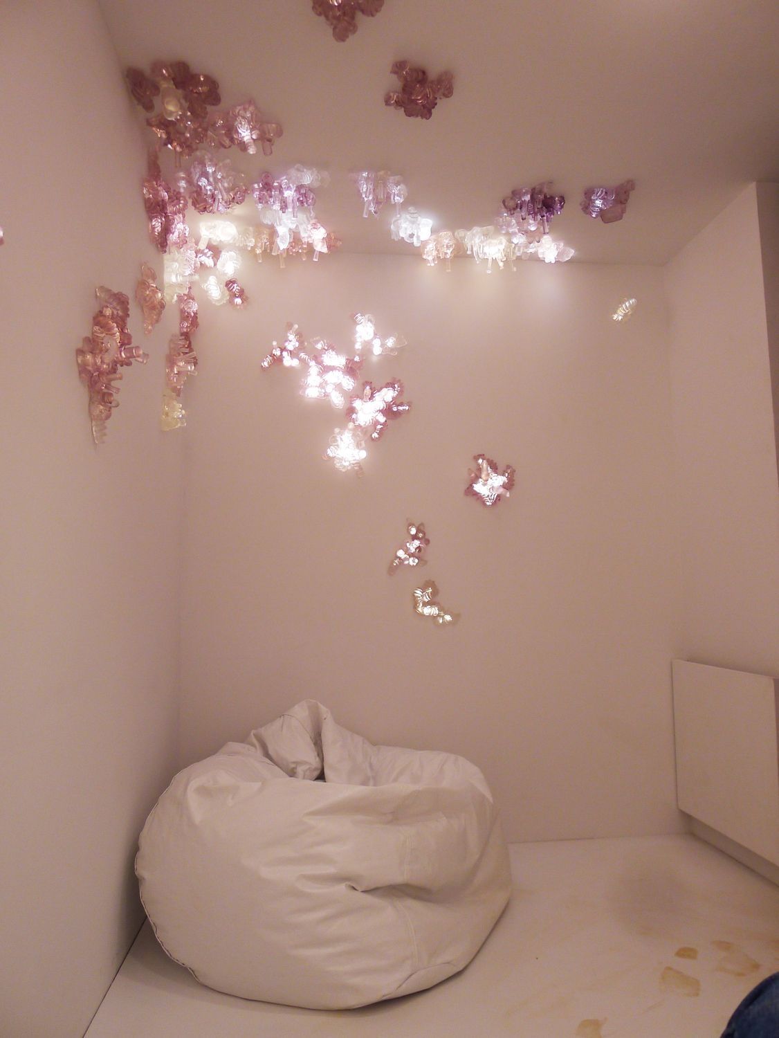 10122013-aadar-028-1200x-q100