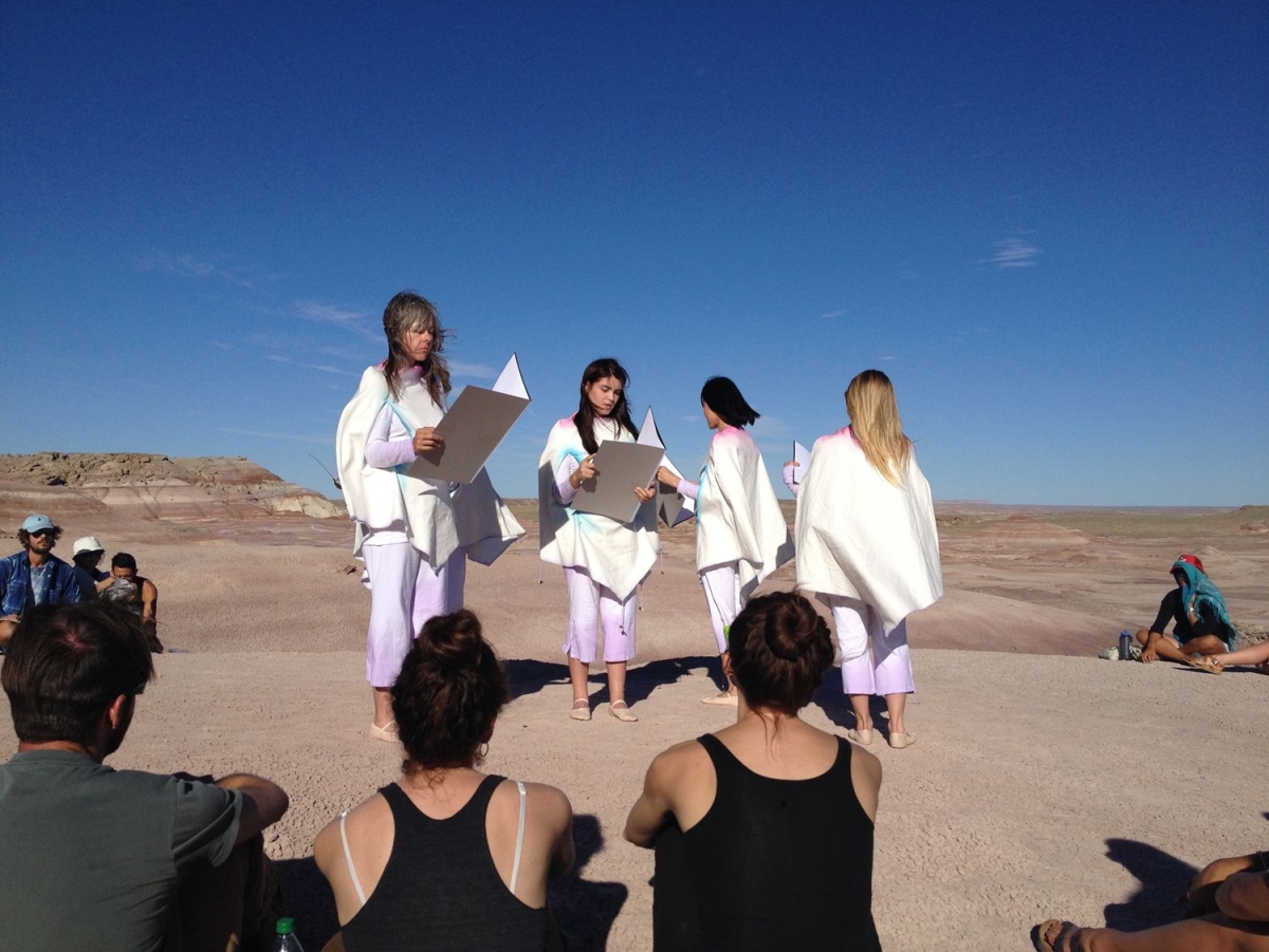 20151011-173714-1200x-q100